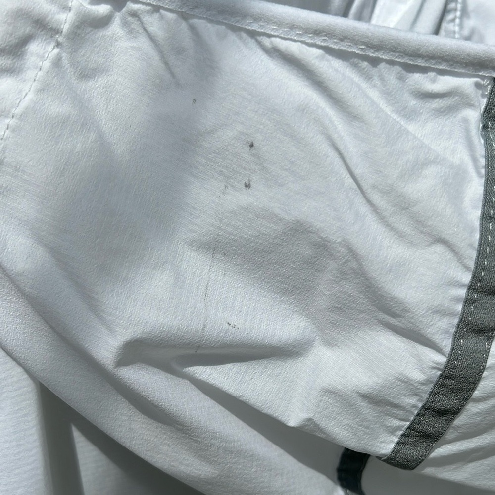 Nike Full Zip Hooded Windbreaker White with Gray Accents Woman’s Size XL - Picture 7 of 7